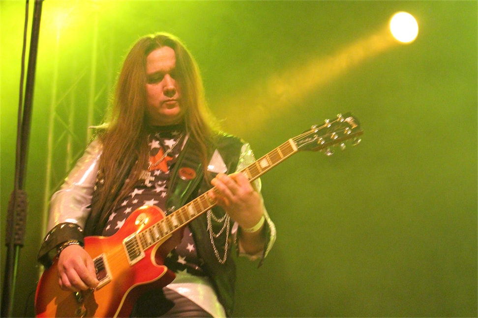 Stacks Image 1161733